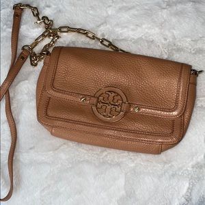Tory Burch Amanda mini messenger bag